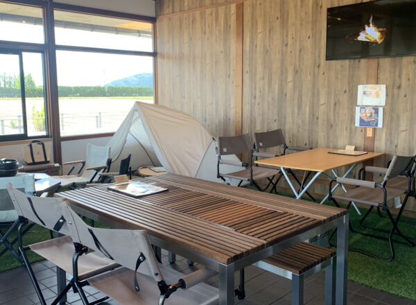 Outdoor Style Cafe TAKIBI