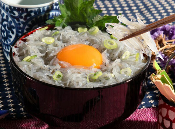 C7.瀬戸内海産 生しらす100g×5Pセット