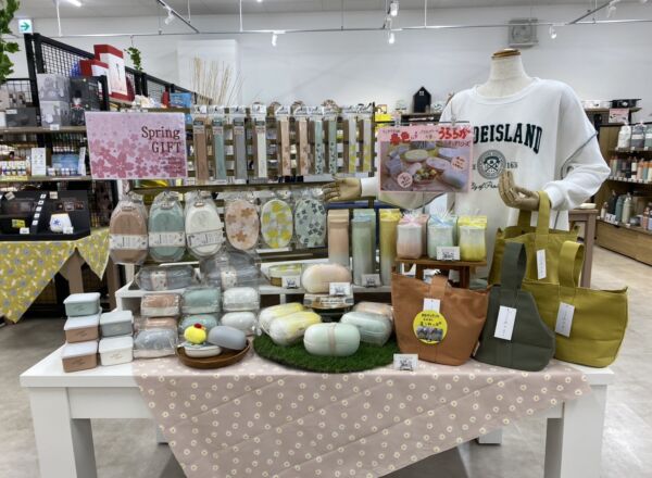 生活雑貨＆GIFT　HANA　高木店